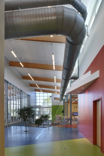 centralcollege_00004studentcntr_circulation_vert