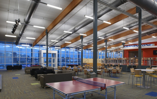 centralcollege_00371studentcntr_interior_overall